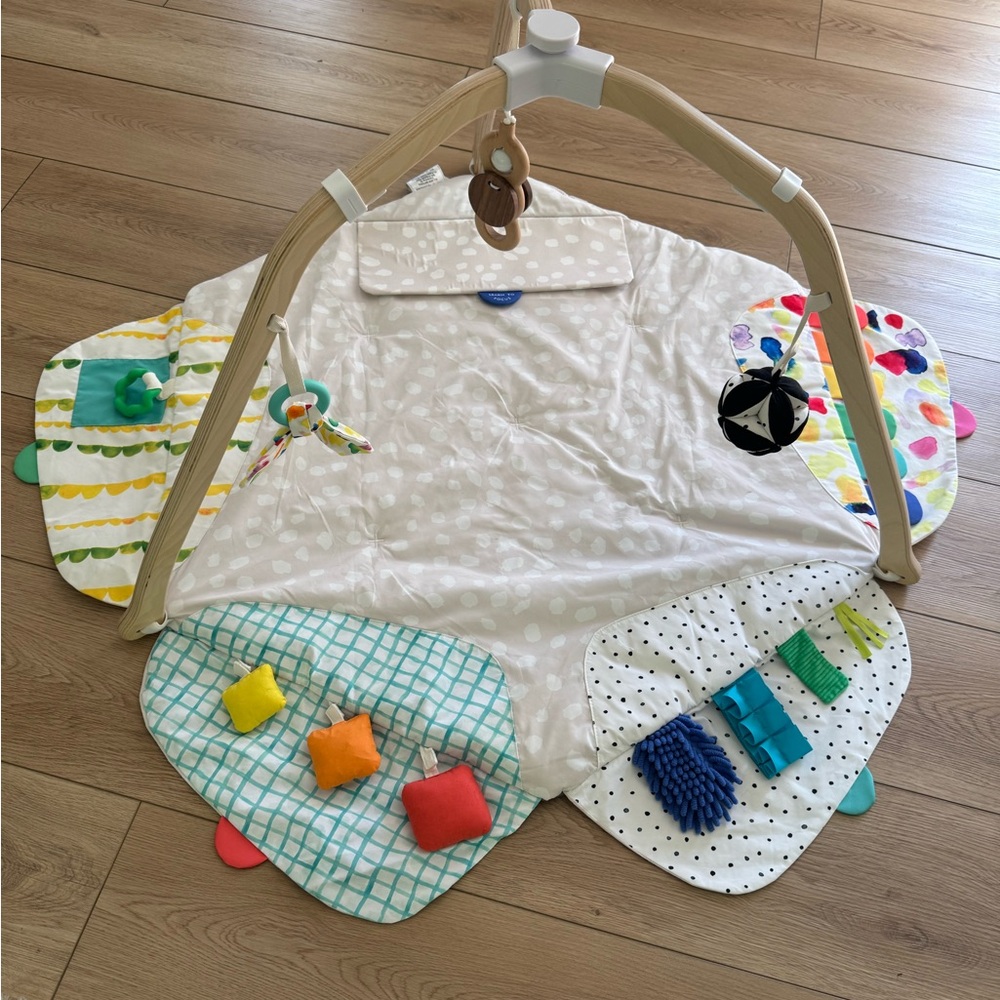 Lovevery Play Mat